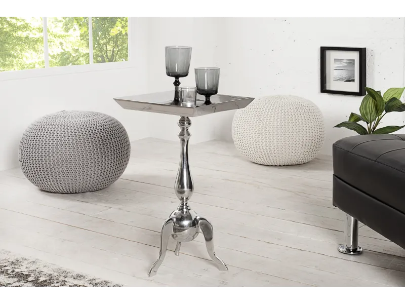 Table d'appoint 55 cm en aluminium argenté