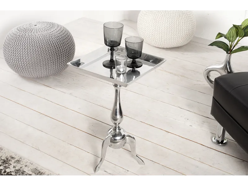 Table d'appoint 55 cm en aluminium argenté