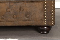 Fauteuil design chesterfield teinté marron