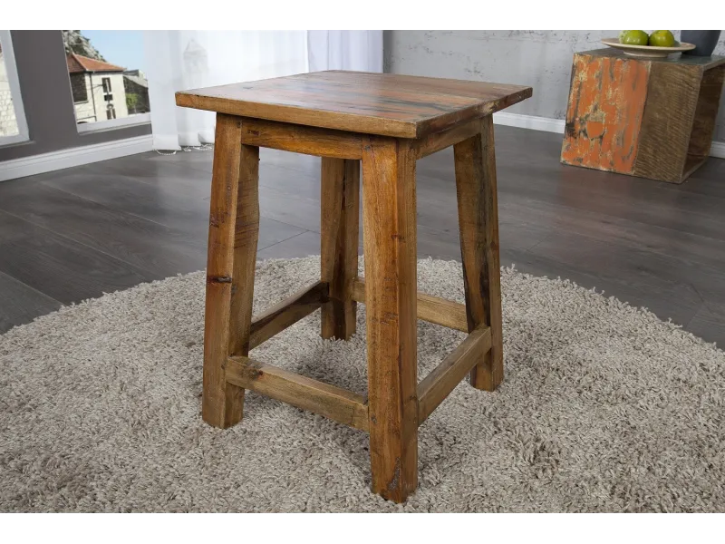Tabouret design de 45cm en bois massif recyclé