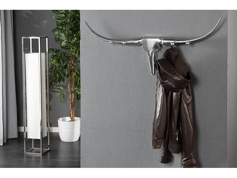 Patère tête de taureau à 4 crochets coloris argenté