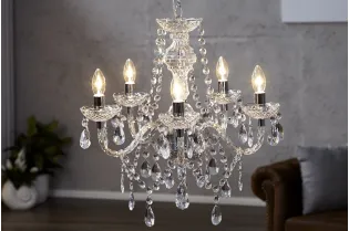 Lustre transparent suspendue avec 5 bougies