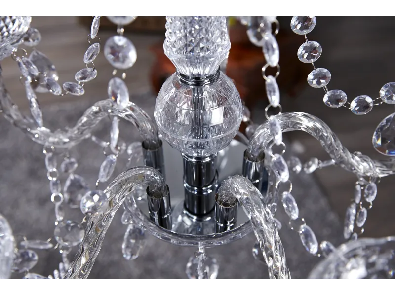 Lustre transparent suspendue avec 5 bougies