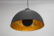 Lampe suspendue hémisphère coloris noir et d'or