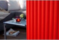 Lampadaire moderne rectangulaire en tissu plissé rouge