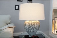 Lampe à poser en céramique blanche à motif florales