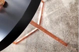 Table d'appoint noire design en bois / métal 2