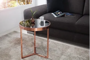 Table d'appoint design en verre noir / métal cuivré