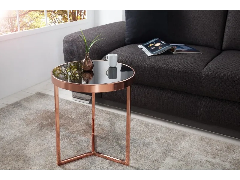 Table d'appoint design en verre noir / métal cuivré