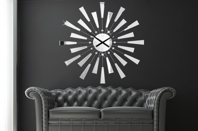 Horloge murale design en cristaux et acier argenté