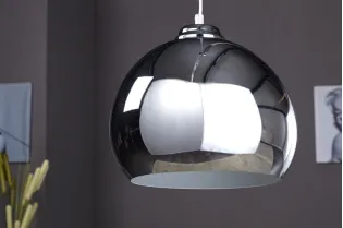 Lampe suspendue design boule en métal chromé 2
