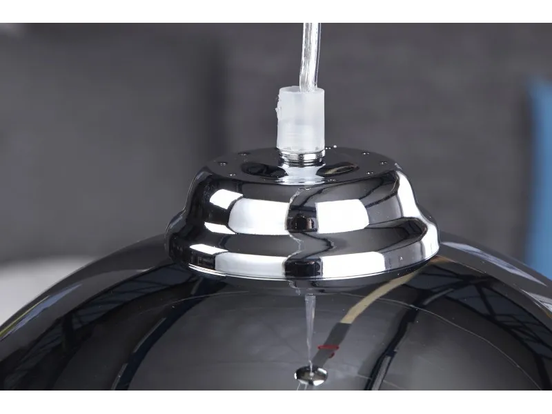 Lampe suspendue design boule en métal chromé