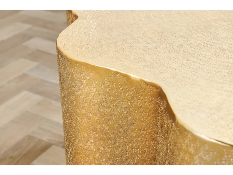 Table basse de 70 cm design oriental coloris or