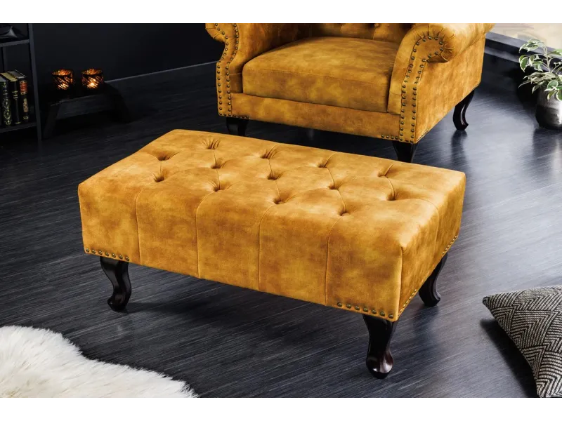 Repose-pieds CHESTERFIELD – Élégance et confort en velours jaune moutarde