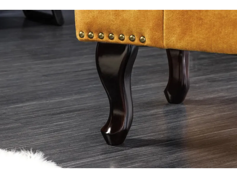 Repose-pieds CHESTERFIELD – Élégance et confort en velours jaune moutarde