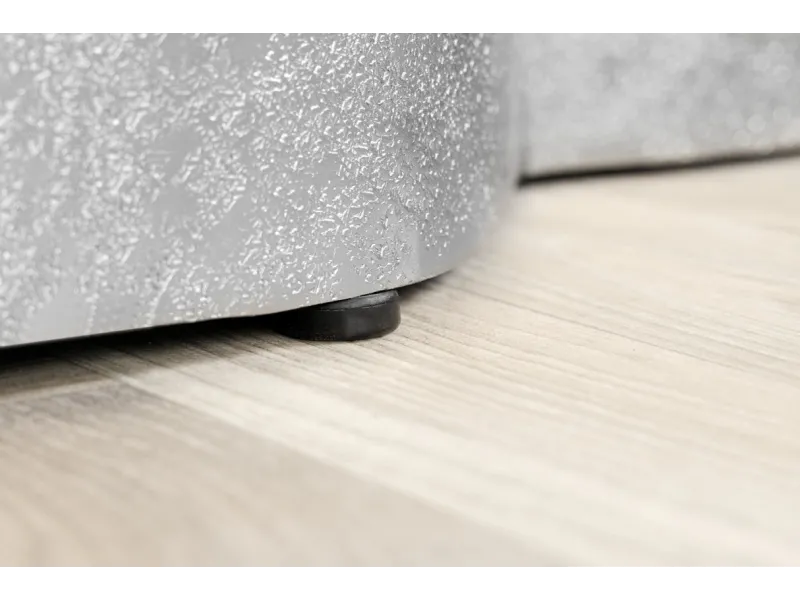 Table basse de 70 cm design oriental coloris argenté