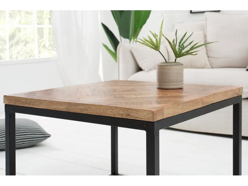 Table d'appoint de 60 cm design industriel en bois massif avec piétement en métal