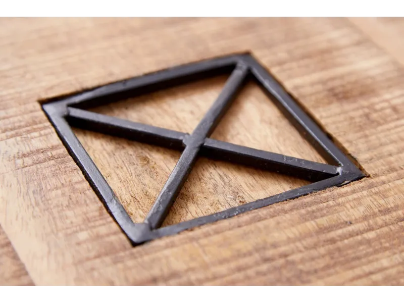 Table basse contemporaine |Table basse design fossile en bois et ve...