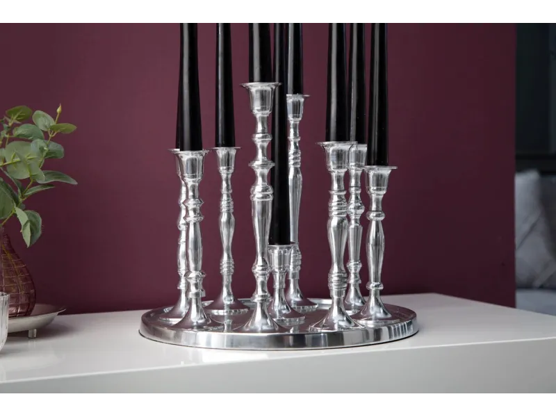 Chandelier design en aluminium argenté à 9 branches Objets de décor...