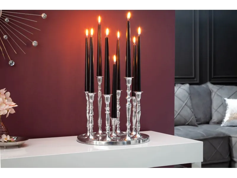 Chandelier design en aluminium argenté à 9 branches Objets de décor...