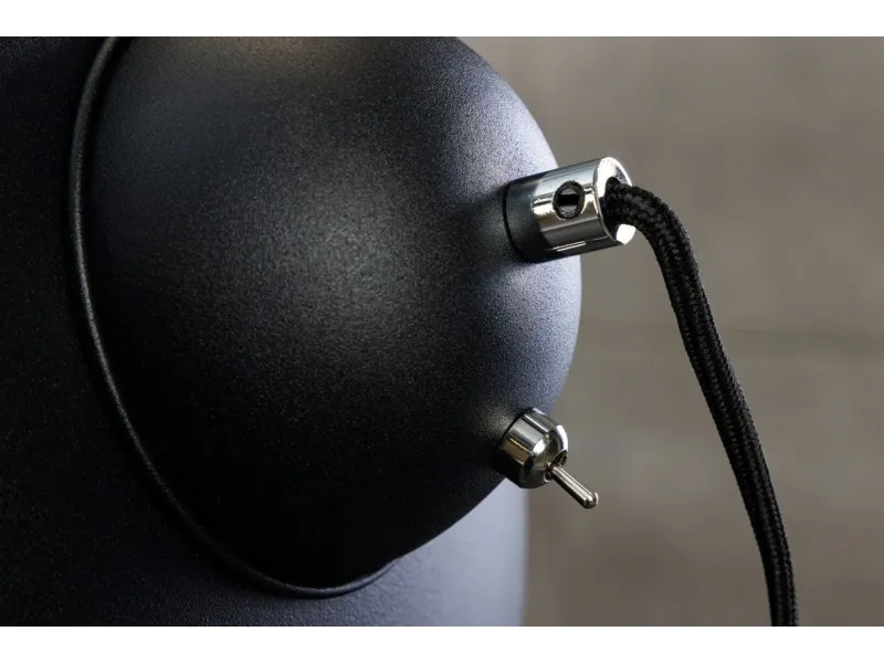 Lampadaire design en acier inoxydable et en aluminium coloris noir ...