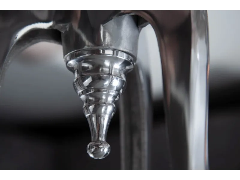 Table d'appoint ronde 55cm en aluminium argenté Table d'appoint |l...