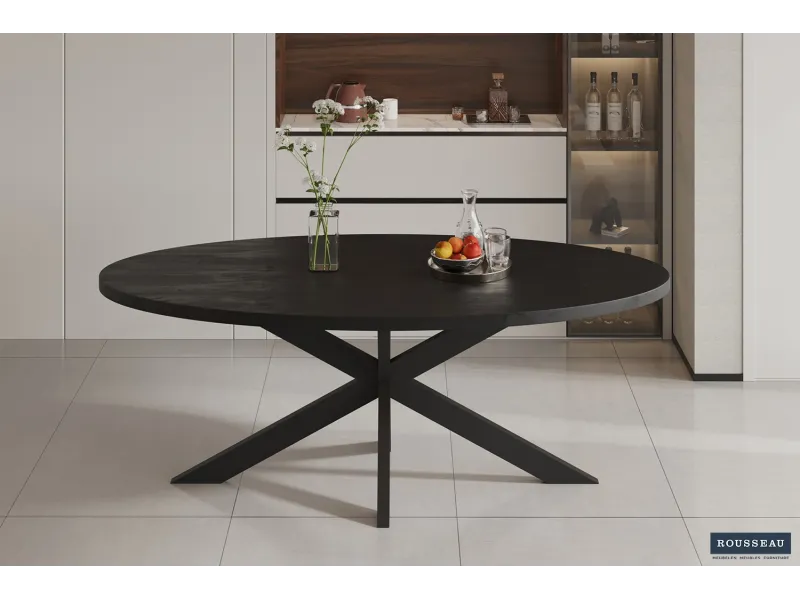 Table ovale 'Alexa' en bois de manguier noir - 200 cm, design moderne et audacieux