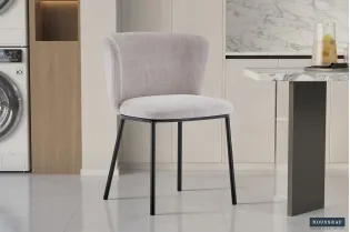 Chaise simili cuir avec piétement en acier chromé, Coloris cappucci...