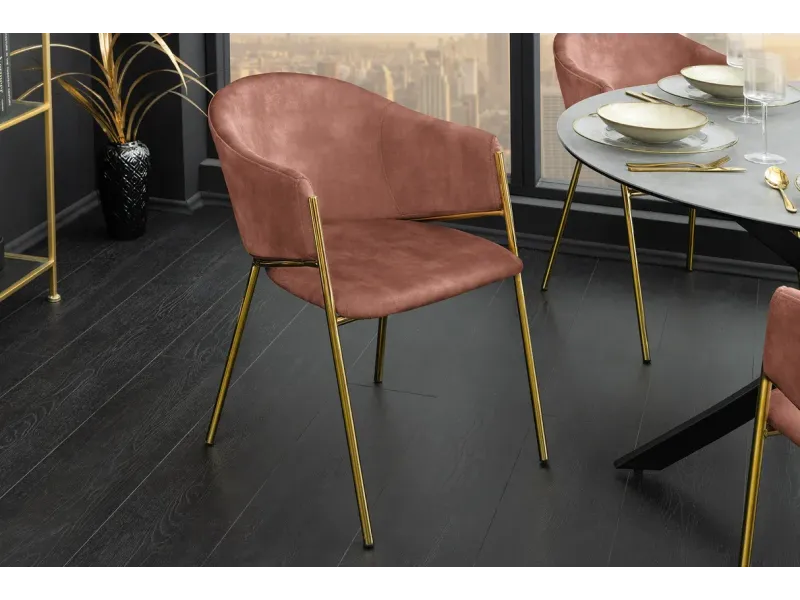 Chaise capitonnée revêtue en tissus bleu Chaises de salle à manger...