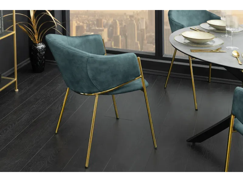 Chaise capitonnée revêtue en tissus bleu Chaises de salle à manger...