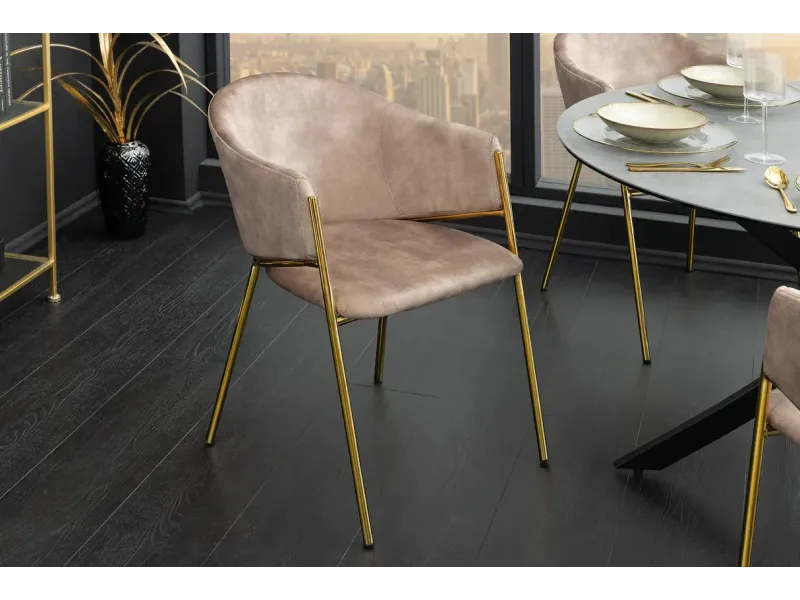 Chaise capitonnée revêtue en tissus bleu Chaises de salle à manger...