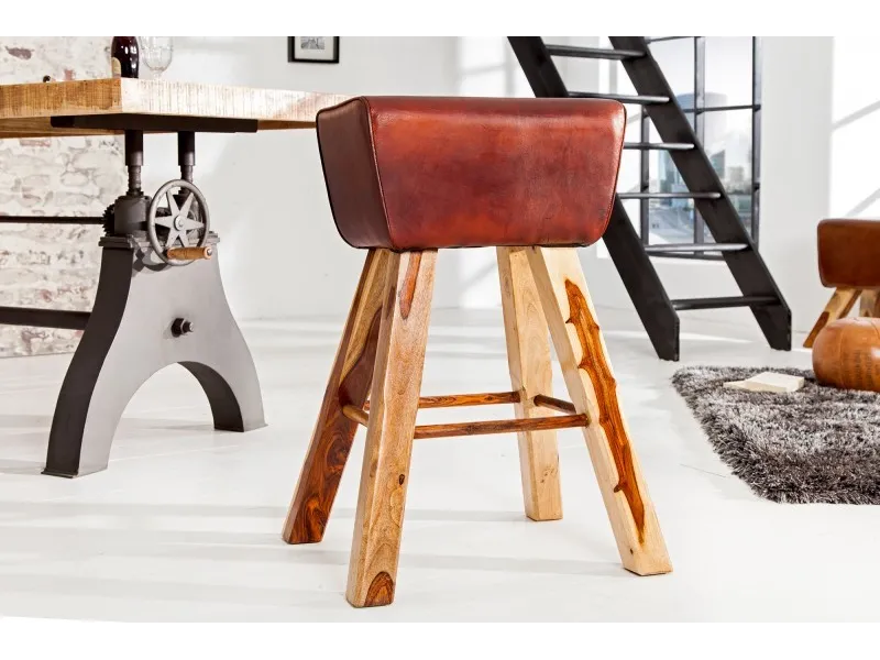 Tabouret design en bois massif et cuir marron