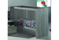 Chambre bébé avec lit évolutif de style moderne