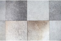 Tapis style patchwork en vraie fourrure teinté gris