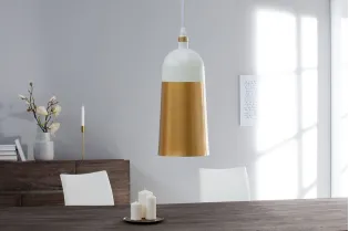 Lampe suspension design en métal de couleur dorée et blanche 2