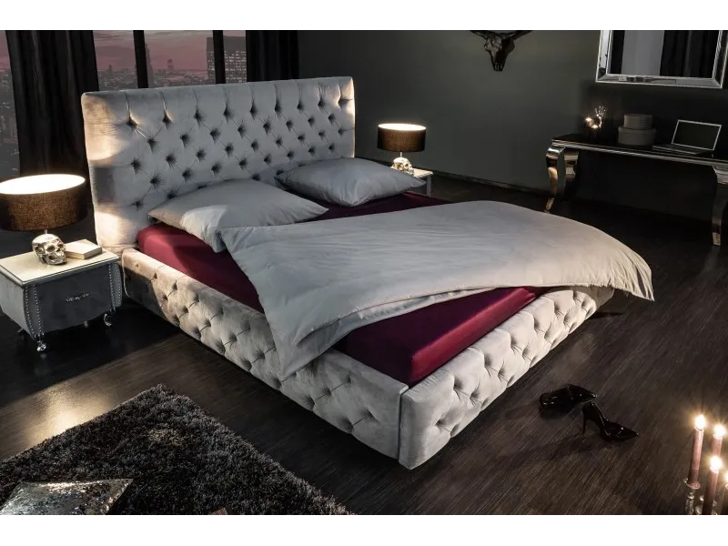 Lit design 180x200cm Chesterfield en velours coloris gris argent