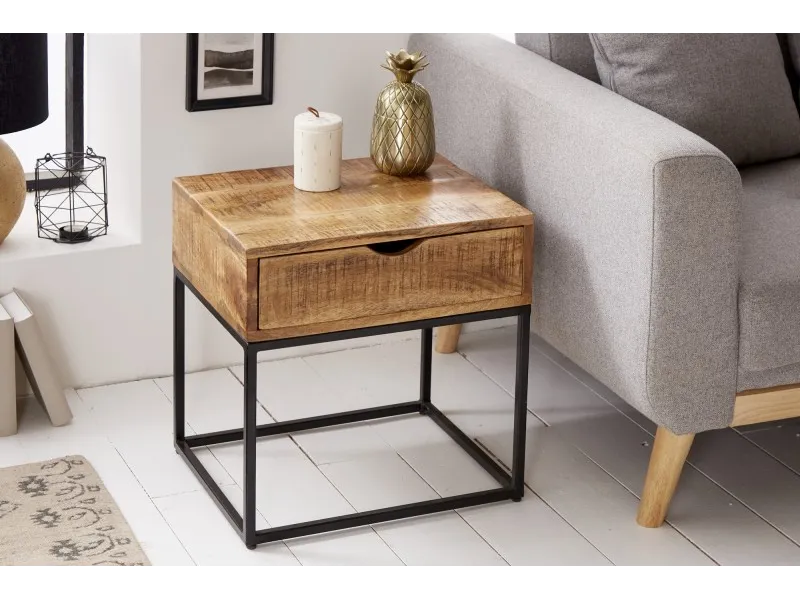 Table de chevet en bois massif style industriel 45cm