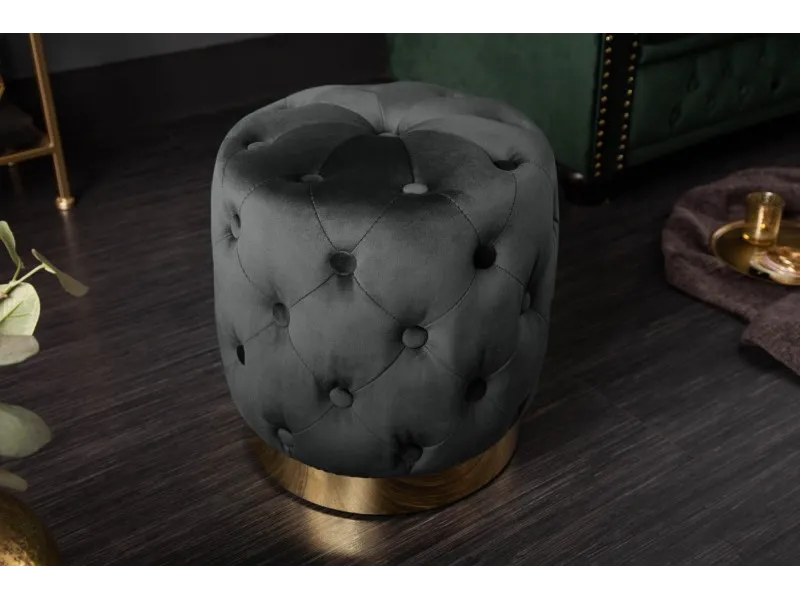 Tabouret Capitonné en Velours Noir avec socle Doré Chesterfield Design