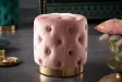 Tabouret de style baroque capitonné en velours coloris rose et doré