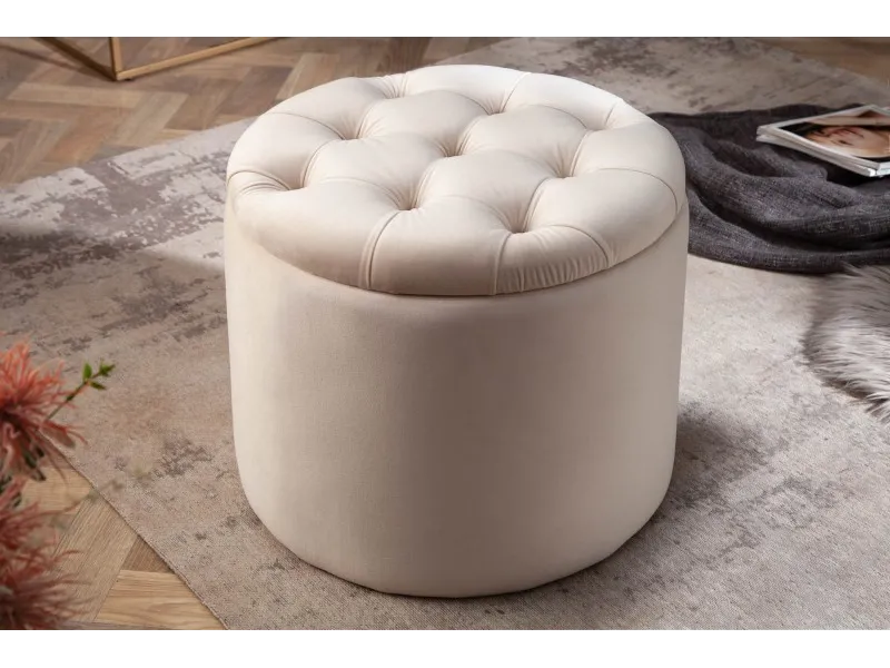 Pouf design baroque en velours coloris beige