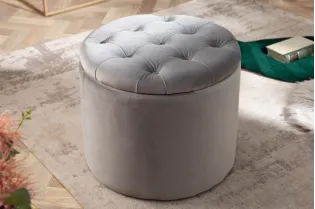Pouf design baroque en velours coloris argenté 2