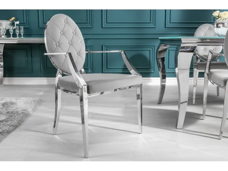 Lot de 2 chaises design baroque de salle à manger en velours coloris gris avec accoudoirs