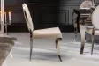 Lot de 2 Chaises style baroque de salle à manger en velours coloris beige