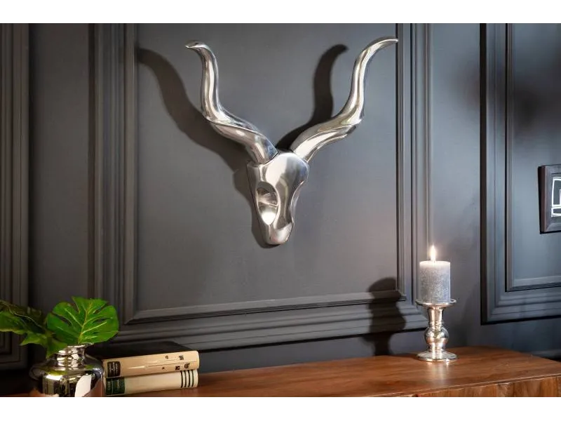 Trophée mural design tête de taureau peint argent