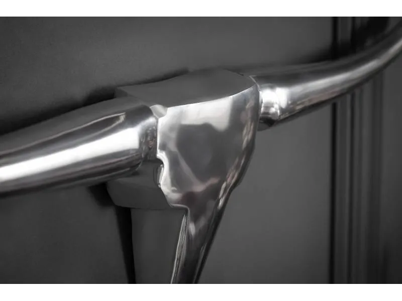 Trophée mural 100 cm en Tête de taureau teinté argent