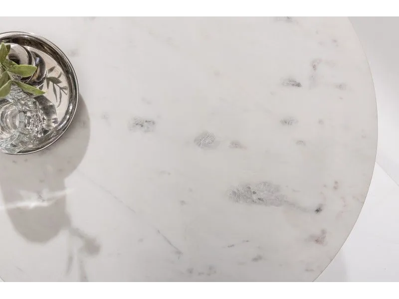 Table basse design en marbre coloris blanc avec piétement en métal argenté
